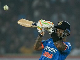 IND vs AUS: सूर्यकुमार यादव ने रचा इतिहास, सहवाग, धोनी समेत इन खिलाड़ियों को छोड़ा पीछे, लगाई रिकॉर्ड्स की झड़ी IND vs AUS: सूर्यकुमार यादव ने रचा इतिहास, सहवाग, धोनी समेत इन खिलाड़ियों को छोड़ा पीछे, लगाई रिकॉर्ड्स की झड़ी