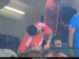 Watch: Virat Kohli Shows His Love For Anushka Sharma With This Viral Gesture Watch: Virat Kohli Shows His Love For Anushka Sharma With This Viral Gesture