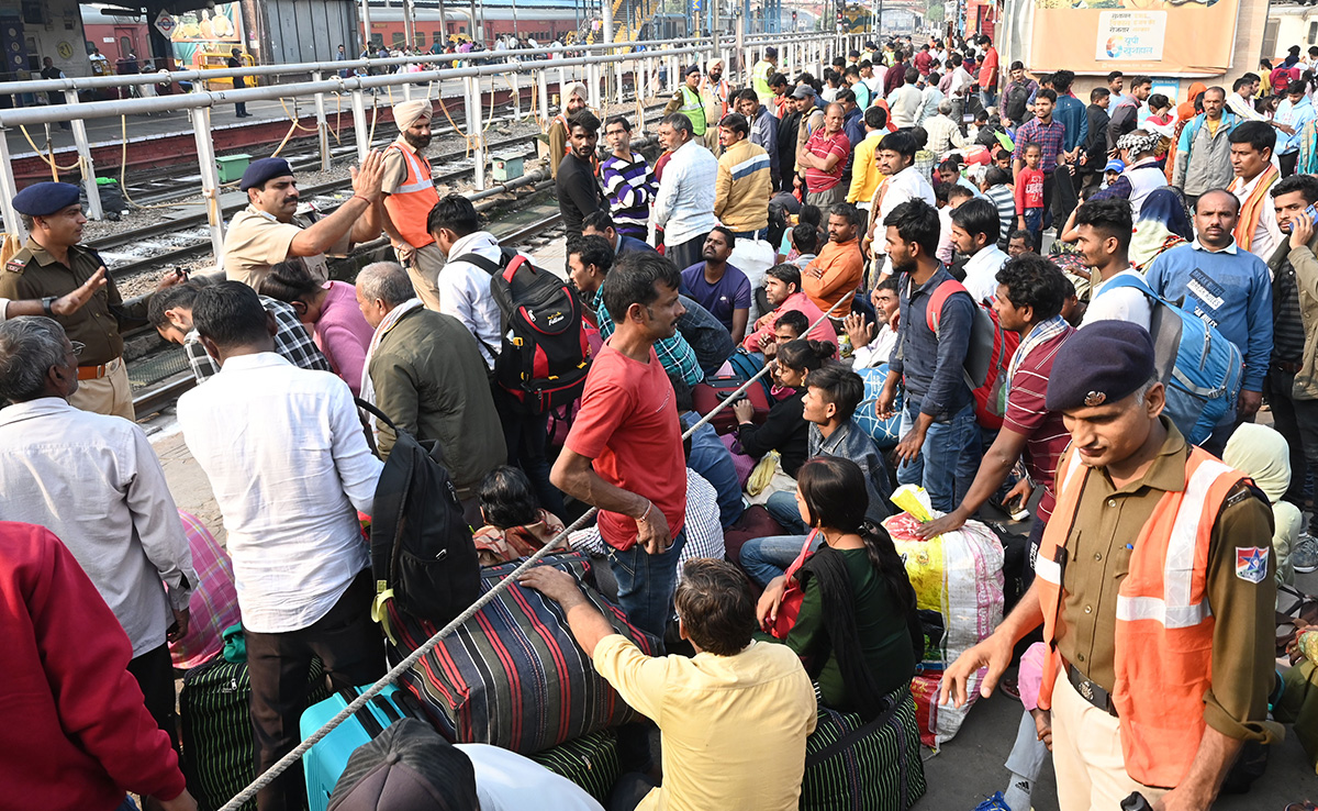 In Pics: Rush At Delhi Railway Station Due To Chhath, Thousands In Queue