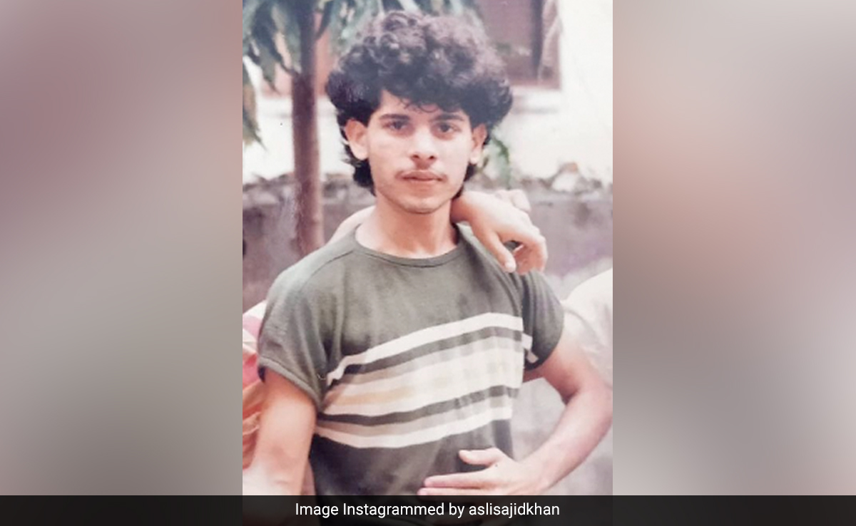 कैमरे पर कॉमेडी लेकिन रियल लाइफ में बने विलेन, खानी पड़ी जेल की हवा, तस्वीर में दिख रहे स्टार को पहचाना क्या?
