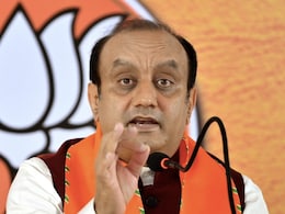 स्वाति मालीवाल मारपीट केस : "जिस पार्टी की सरकार, उसी की महिला सांसद के साथ दुर्व्यवहार..." : सुधांशु त्रिवेदी स्वाति मालीवाल मारपीट केस : "जिस पार्टी की सरकार, उसी की महिला सांसद के साथ दुर्व्यवहार..." : सुधांशु त्रिवेदी