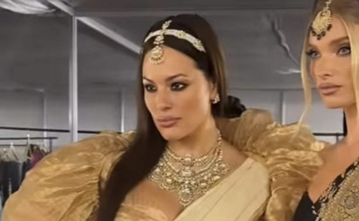 At Jio Plaza Launch, Ashley Graham And Elsa Hosk In Gorgeous <i>Sarees</i> Are Taking India To The World