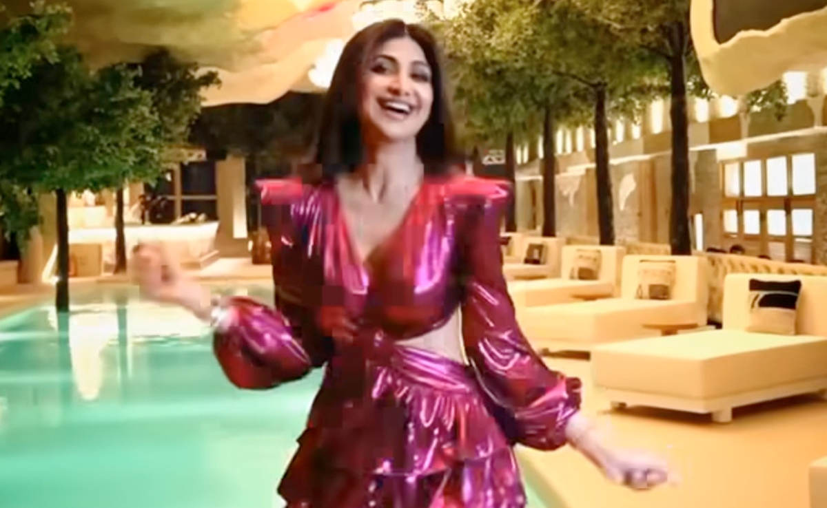 Move Over LBDs, Shilpa Shetty's Pink Metallic Cutout Mini Dress Is The Chicest Party Starter
