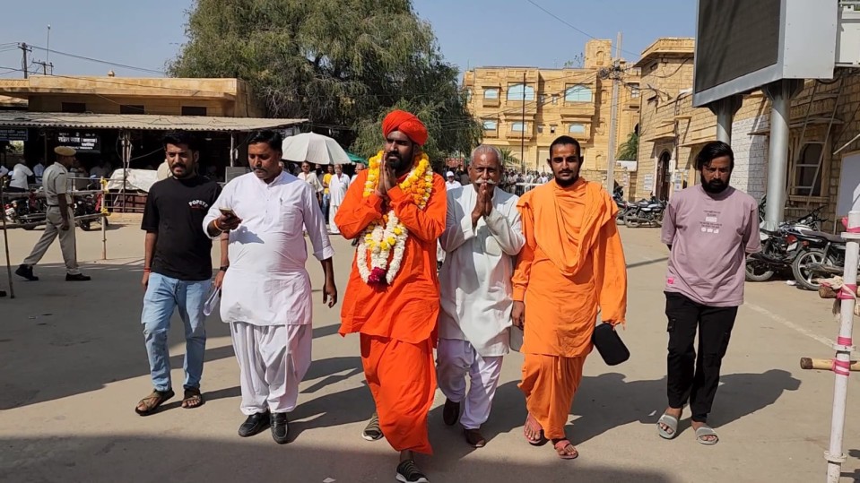 Rajasthan Elections 2023: निर्दलीय पर्चा भरकर भाजपाईयों की नींद उड़ाने वाले मंहत अब भाजपा के लिए करेंगे प्रचार