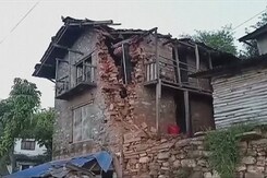 "India Stands In Solidarity:" PM After 128 Killed In Nepal Earthquake "India Stands In Solidarity:" PM After 128 Killed In Nepal Earthquake