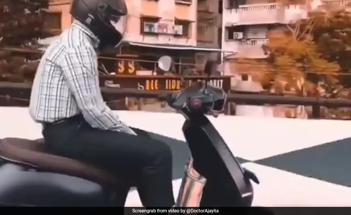 "Cruise Control Fee": CEO On Man Driving Ola Scooter On 'Auto Pilot' - Vimarsana News