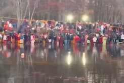 Video: Indians In US Offer Chhath Prayers Video: Indians In US Offer Chhath Prayers