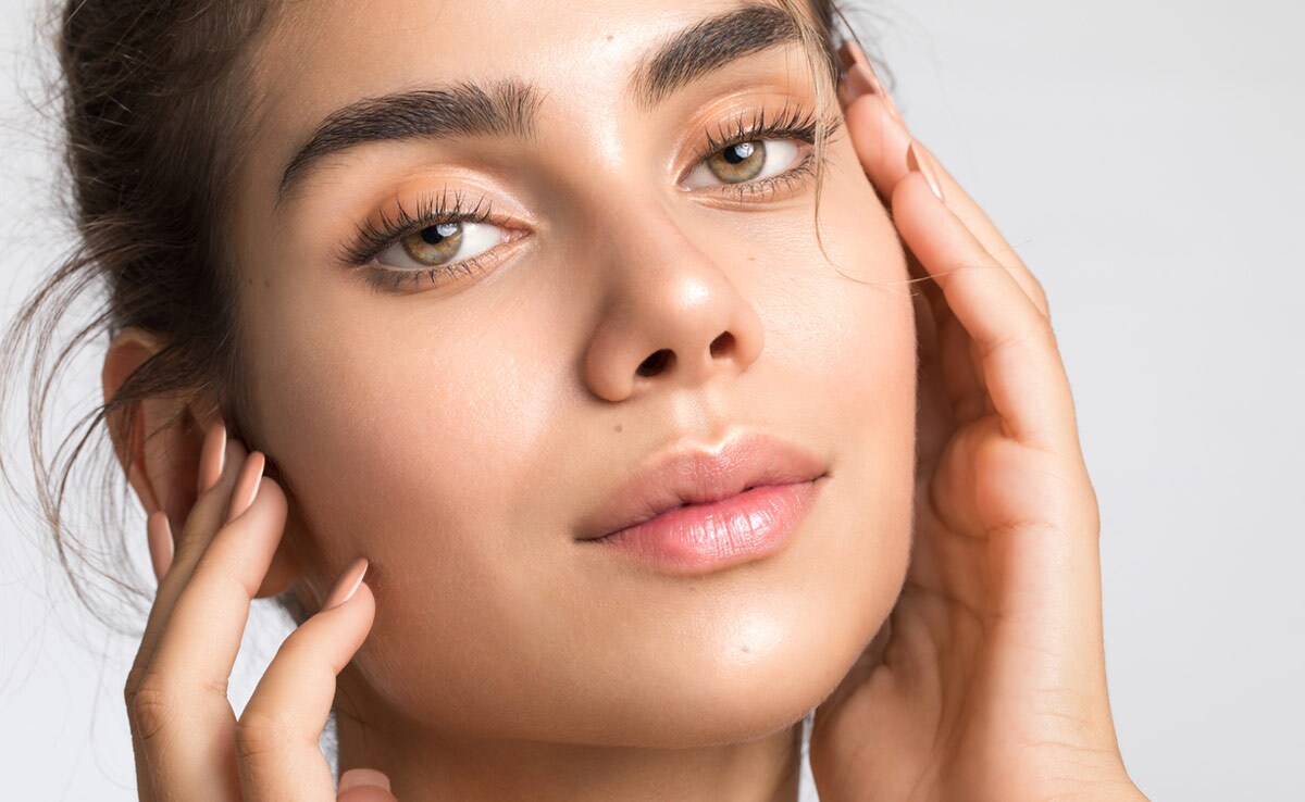 25 की उम्र में ही दिखने लगी हैं 40 की? आज से ही डाइट में शामिल करें ये