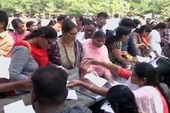 तेलंगाना में 119 सीटों पर मतदान आज, सुरक्षा के कड़े बंदोबस्त तेलंगाना में 119 सीटों पर मतदान आज, सुरक्षा के कड़े बंदोबस्त