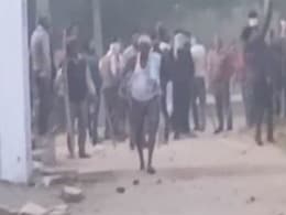 MP Election 2023: दिमनी में वोटिंग के दौरान मतदान केंद्र पर भिड़े दो पक्ष, एक घायल MP Election 2023: दिमनी में वोटिंग के दौरान मतदान केंद्र पर भिड़े दो पक्ष, एक घायल