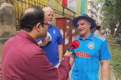 Fans Turn Up in Numbers As India Take On New Zealand In World Cup Semi-final Fans Turn Up in Numbers As India Take On New Zealand In World Cup Semi-final