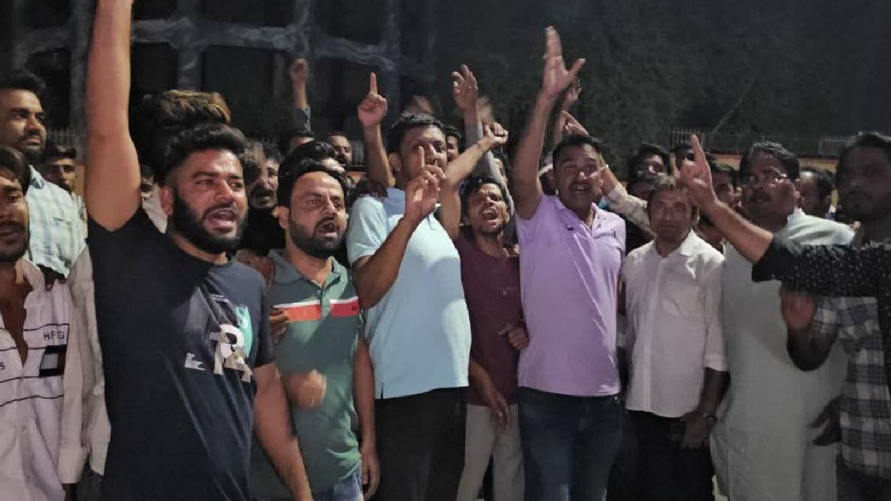 Election 2023: Congress ने RPSC सदस्य के बेटे को Sursagar से दिया टिकट, Gehlot के गृह नगर में विरोध