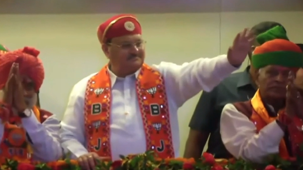 Rajasthan Elections 2023: उदयपुर में पगड़ी पहन कर जेपी नड्डा का विशाल रोड शो