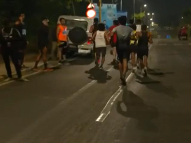 सशस्त्र बलों के सम्मान में अदाणी अहमदाबाद मैराथन का आयोजन, कई जानी-मानी हस्तियां मौजूद