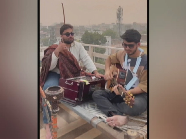 Song On Delhi Pollution <i>Smog Ka Dariya</i> Goes Viral
