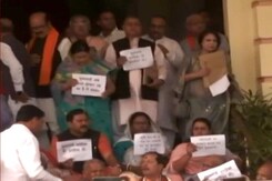 मांझी पर CM नीतीश के बयान के खिलाफ NDA विधायकों ने खोला मोर्चा, मांगा इस्तीफा मांझी पर CM नीतीश के बयान के खिलाफ NDA विधायकों ने खोला मोर्चा, मांगा इस्तीफा