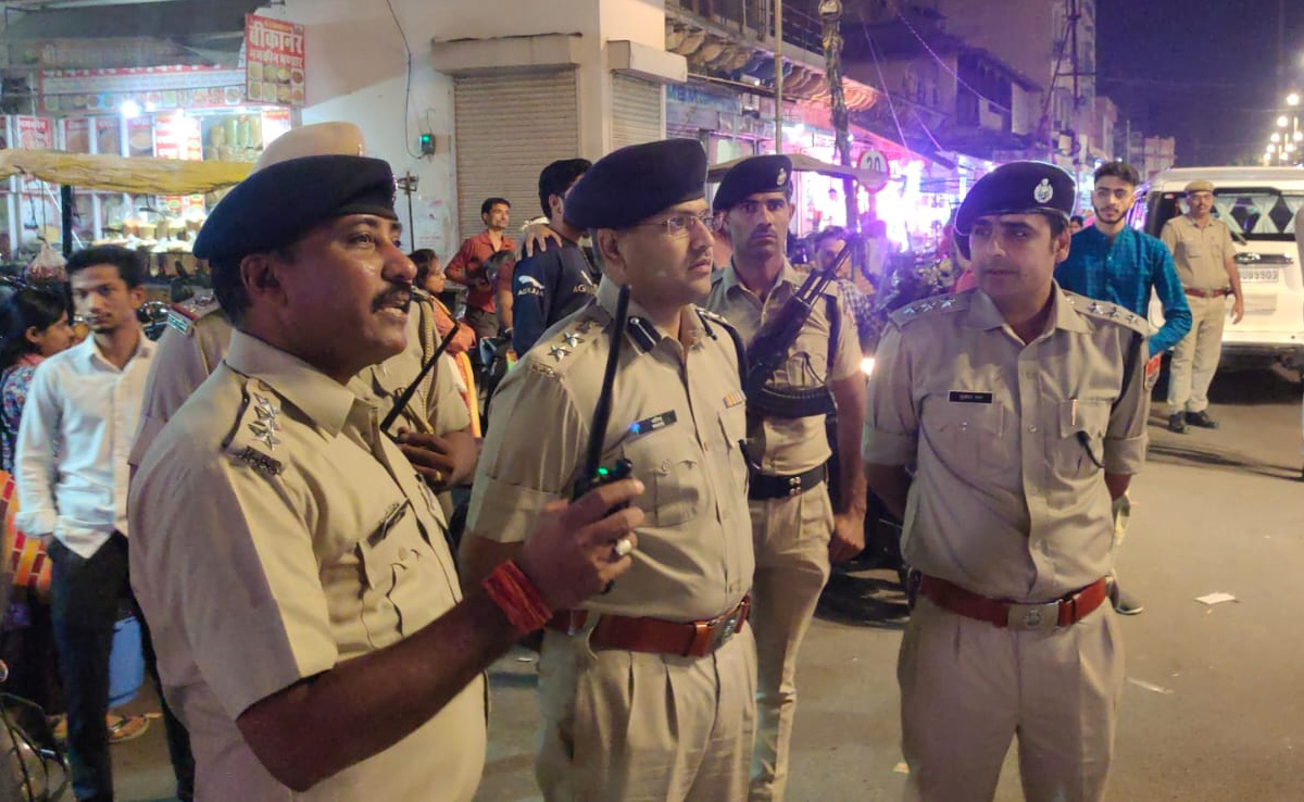 Diwali: सीकर में 300 से ज्यादा पुलिसकर्मियों की तैनाती, कार-ऑटो की एंट्री पर प्रतिबंध, यहां देखें नया ट्रैफिक प्लान