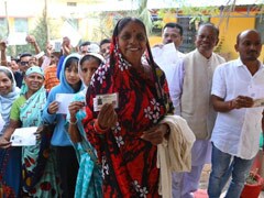 Rajasthan Election Voting: राजस्थान विधानसभा के लिए वोटिंग शुरू, 5.26 करोड़ मतदाता करेंगे 1862 उम्मीदवारों के भाग्य का फैसला Rajasthan Election Voting: राजस्थान विधानसभा के लिए वोटिंग शुरू, 5.26 करोड़ मतदाता करेंगे 1862 उम्मीदवारों के भाग्य का फैसला