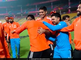 Watch: After India Fielding Coach's 'Twist', Best Fielder Medal Goes To...