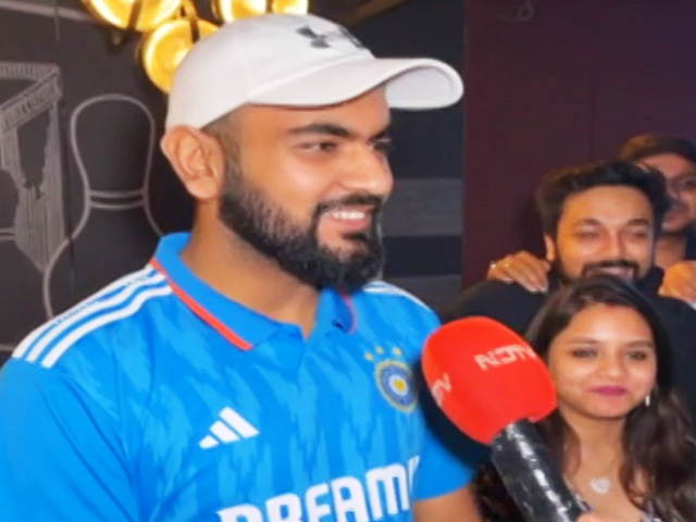 Fans In Kolkata Hopeful Of Team India's Victory In World Cup Final