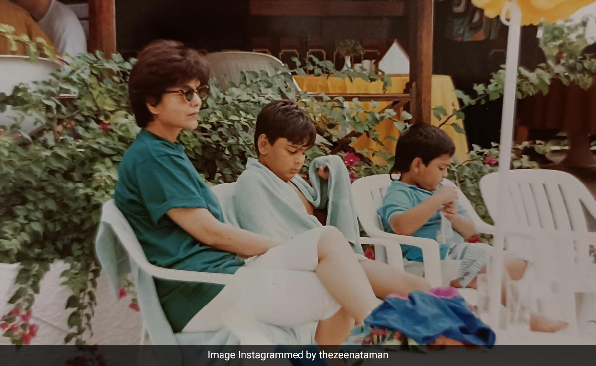 When Zeenat Aman's Son Embarassed Her On A 1995 Vacation In Mauritius
