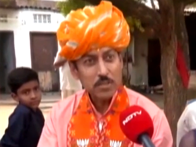 बीजेपी नेता राज्यवर्धन राठौड़ ने कहा- पार्टी के सभी कार्यकर्ता एकजुट होकर चुनाव लड़ रहे हैं