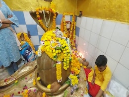 Dhanteras 2023: धनतेरस पर पूरी होगी हर मुराद, कभी बंद नहीं होते धन के देवता के मंदिर के पट Dhanteras 2023: धनतेरस पर पूरी होगी हर मुराद, कभी बंद नहीं होते धन के देवता के मंदिर के पट