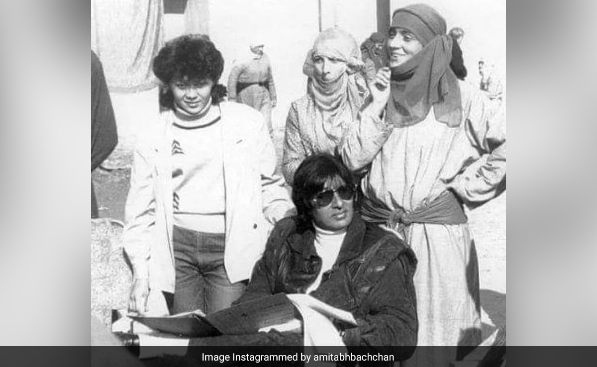 Amitabh Bachchan's Fond Memories From The Shoot Of <i>Ajooba</i>: "Personal Designer, Leather Jacket"