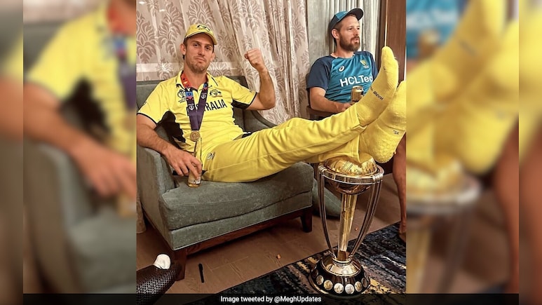 World Cup Trophy: कभी खिलाड़ी ने पैर रख किया अपमान, तो कभी 1CC प्रेसिडेंट से धक्का-मुक्की, विश्व कप ट्रॉफी से जुड़े 5 बड़े विवाद