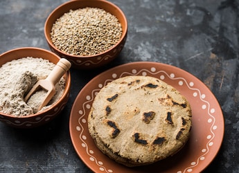 Think Bajra Roti Is Boring? These 7 Pairings Will Change Your Mind