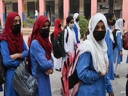 पाकिस्तान की पंजाब सरकार ने धुंध के प्रभाव को कम करने के लिए चार दिन के अवकाश की घोषणा की पाकिस्तान की पंजाब सरकार ने धुंध के प्रभाव को कम करने के लिए चार दिन के अवकाश की घोषणा की
