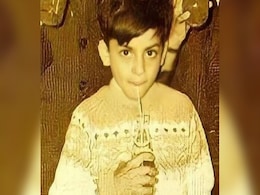 50 रुपये थी इस बॉलीवुड स्टार की पहली सैलरी, आज है प्राइवेट जेट और करोड़ों की प्रॉपर्टी का मालिक 50 रुपये थी इस बॉलीवुड स्टार की पहली सैलरी, आज है प्राइवेट जेट और करोड़ों की प्रॉपर्टी का मालिक