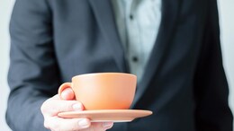 Going For A Job Interview? Avoid Eating These 5 Foods Before Stepping In