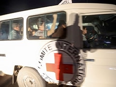 'रोशनी तक नसीब नहीं हुई': इजरायली बंधकों को हमास ने खाने में क्या दिया और किस हाल में रखा?