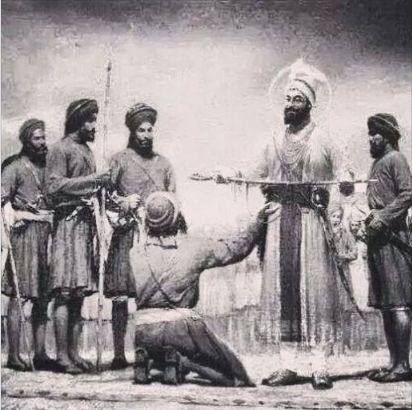 Gurunanak Jayanti 2023 : कौन थे खालसा पंथ के 'पंज प्यारे'? जानिए इनकी कहानी