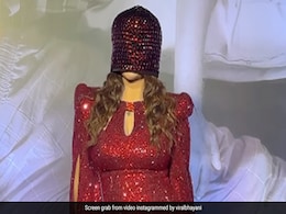 उर्फी जावेद की कॉपी बनीं ये एक्ट्रेस, राज कुंद्रा की तरह लगाया मास्क, लोग बोले- पर्दा ही अच्छा था उर्फी जावेद की कॉपी बनीं ये एक्ट्रेस, राज कुंद्रा की तरह लगाया मास्क, लोग बोले- पर्दा ही अच्छा था