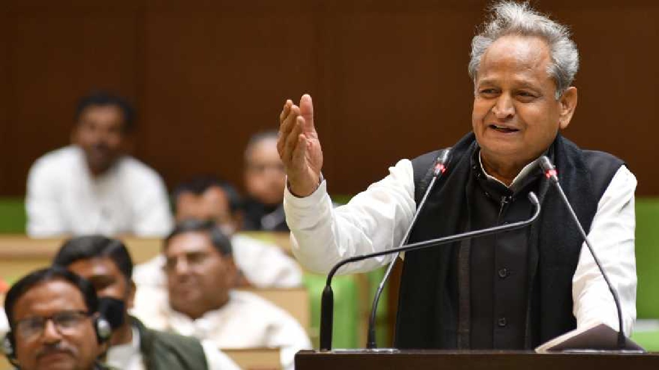 Rajasthan Election 2023: सीएम अशोक गहलोत का ऐलान, सरकार बनी तो महिलाओं को देंगे ये बड़ा तोहफा!