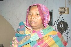 उत्तरकाशी की सुरंग में फंसे मजदूरों के जल्द बाहर आने की खबर से परिवार के लोगों में खुशी  उत्तरकाशी की सुरंग में फंसे मजदूरों के जल्द बाहर आने की खबर से परिवार के लोगों में खुशी