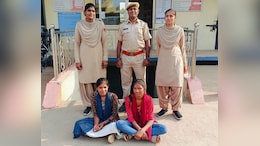 स्कॉलरशिप के पैसे से छात्राओं ने खरीदी पिस्टल, इंस्टाग्राम पर पोस्ट की तस्वीर, अब पुलिस ने किया गिरफ्तार