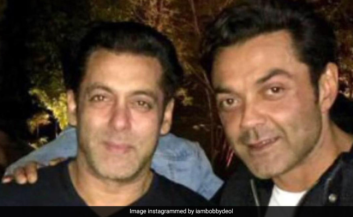<i>Koffee With Karan 8</i>:  Bobby Deol On How Salman Khan Helped Him With <i>Race 3</i> - "I Got A Phone Call..."