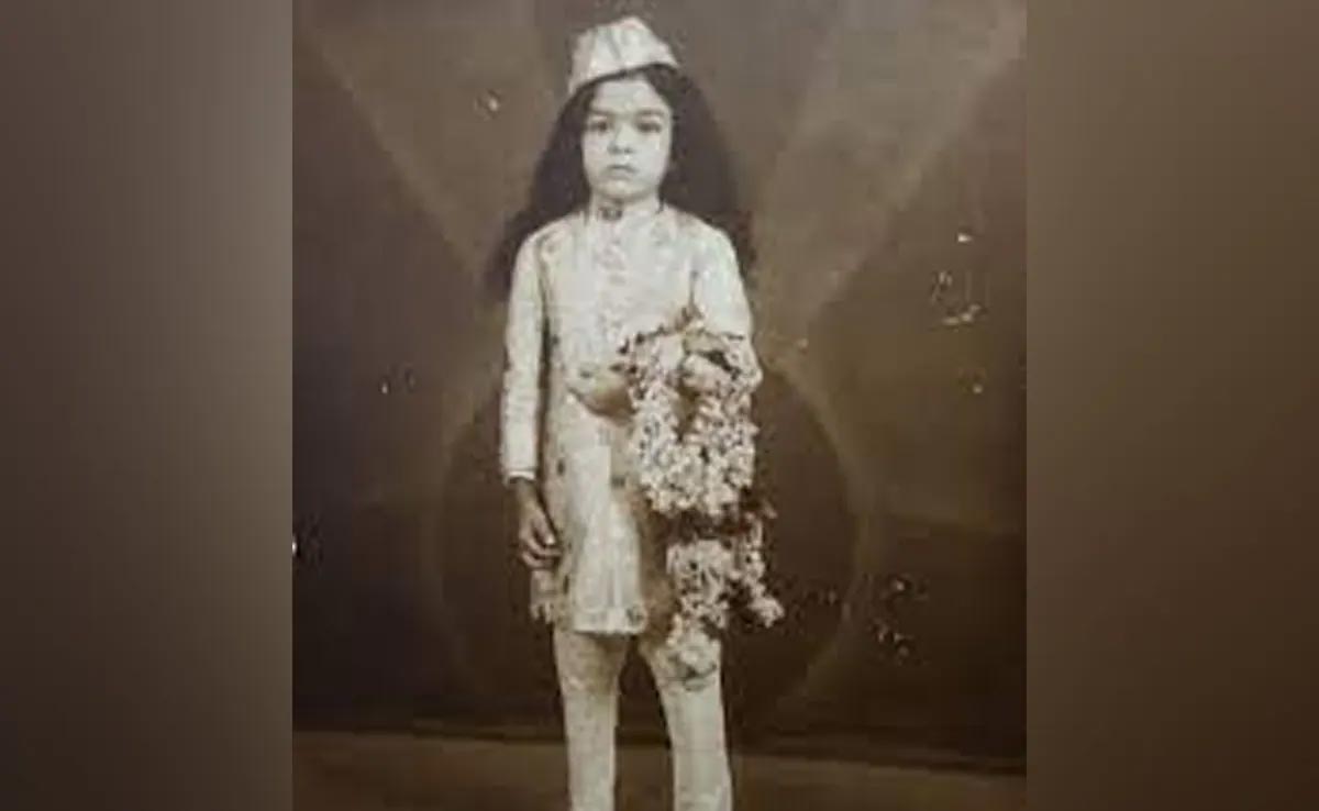 Bollywood News: अगर बन गई होती बात...तो शायद ये बच्चा होता हेमा मालिनी का पति !