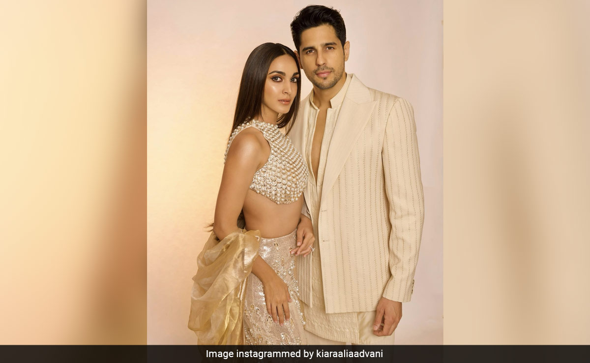Sidharth Malhotra's New <i>Yodha</i> Poster Gets Big Love From Wife Kiara Advani