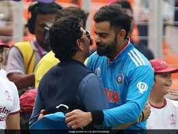 Virat Kohli: "जब मैं पहली बार...", सचिन तेंदुलकर ने अपने वनडे शतकों का रिकॉर्ड तोड़ने पर कोहली को ऐसे दी बधाई, रिएक्शन ने मचाई खलबली Virat Kohli: "जब मैं पहली बार...", सचिन तेंदुलकर ने अपने वनडे शतकों का रिकॉर्ड तोड़ने पर कोहली को ऐसे दी बधाई, रिएक्शन ने मचाई खलबली
