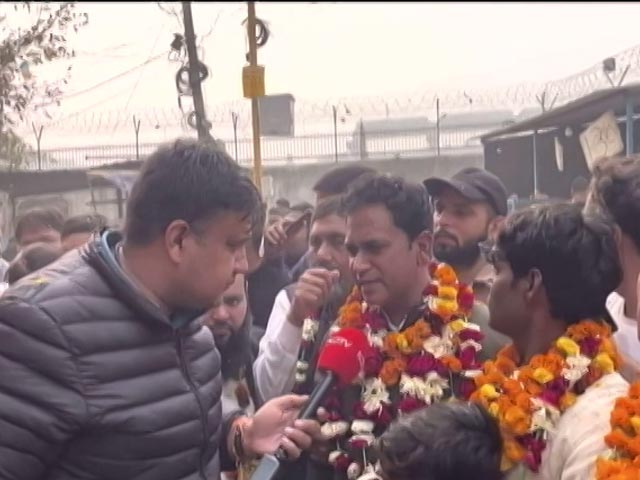 Grand Welcome For 'Rat Miners' In Delhi After Successful Tunnel Op