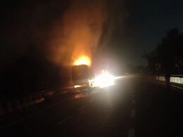 Passenger Bus Catches Fire On Yamuna Expressway, 2nd Incident In A Single Day Passenger Bus Catches Fire On Yamuna Expressway, 2nd Incident In A Single Day