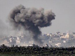 Israeli Strike Kills 14 Palestinians Fleeing To South Gaza, Says Hamas