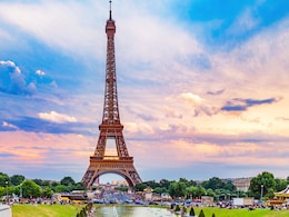 How Many Times The Eiffel Tower Has Been Shut In Its 136-Year History How Many Times The Eiffel Tower Has Been Shut In Its 136-Year History
