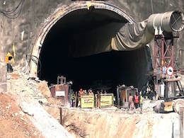 Uttarkashi Tunnel Rescue: बढ़ता जा रहा इंतजार, सुरंग में फंसे 41 मजदूरों को बचाने के लिए 360 डिग्री ऑपरेशन जारी Uttarkashi Tunnel Rescue: बढ़ता जा रहा इंतजार, सुरंग में फंसे 41 मजदूरों को बचाने के लिए 360 डिग्री ऑपरेशन जारी
