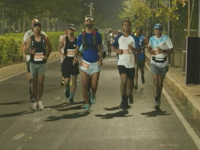 #Run4OurSoldiers: Adani Ahmedabad Marathon Begins, A Tribute To Indian Armed Forces