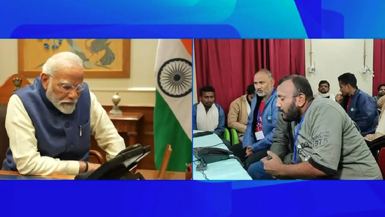 सुरंग से बाहर आए मजदूरों से पीएम मोदी ने फोन पर की बात